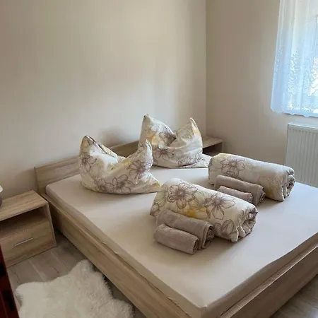 Apartmanovy Dom Magda 브르보우